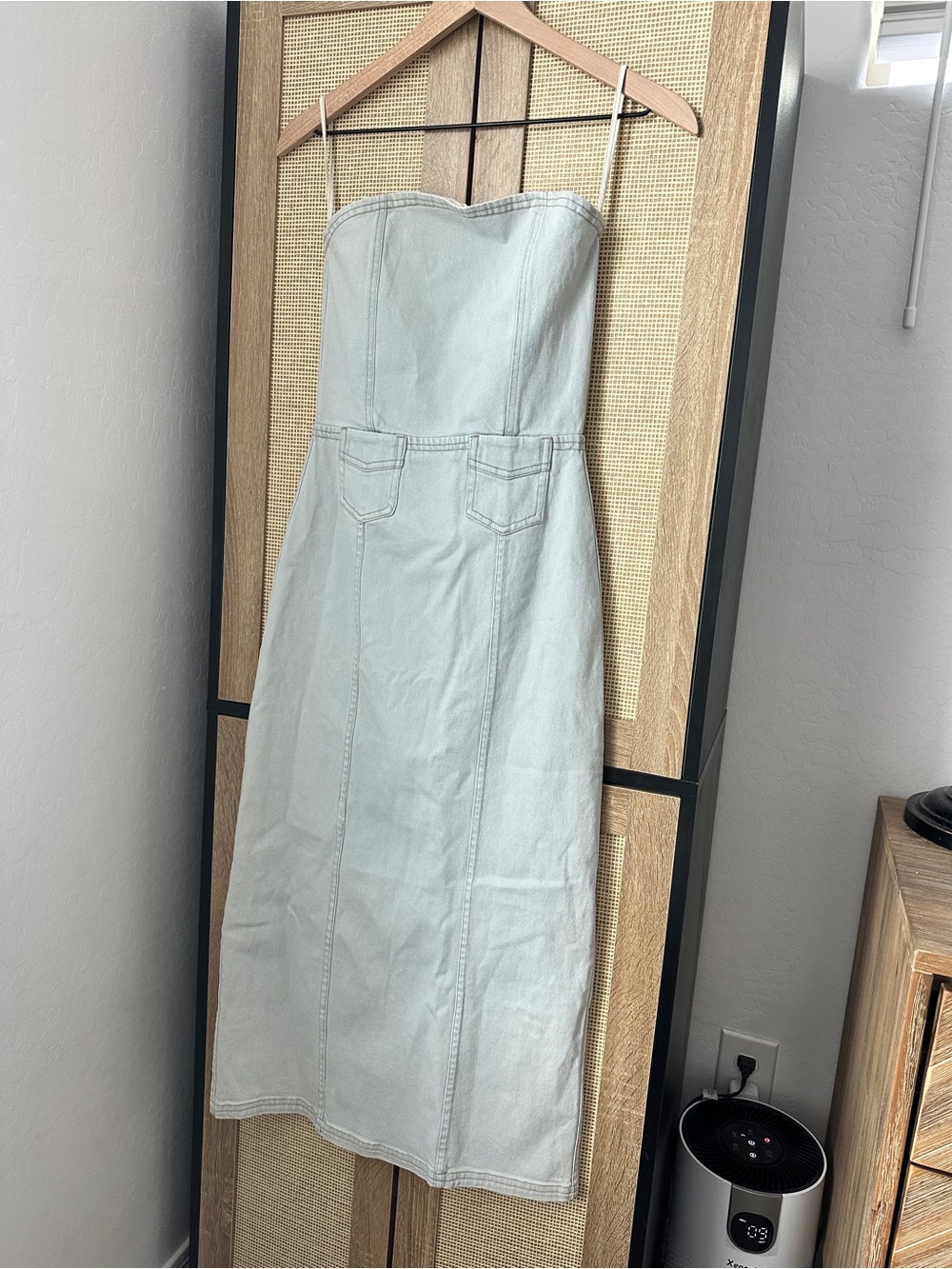 Flannel AU Strapless Light Blue Denim Midi Dress